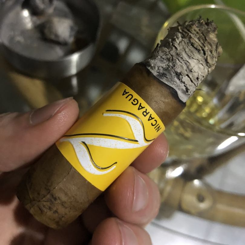 Casually smoking a Zino Nicaragua Robusto