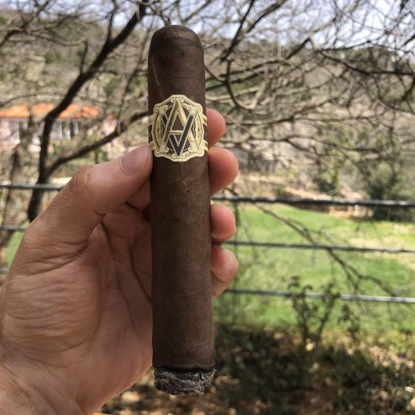 Smoking an Avo Heritage cigar at Beit al Qamar