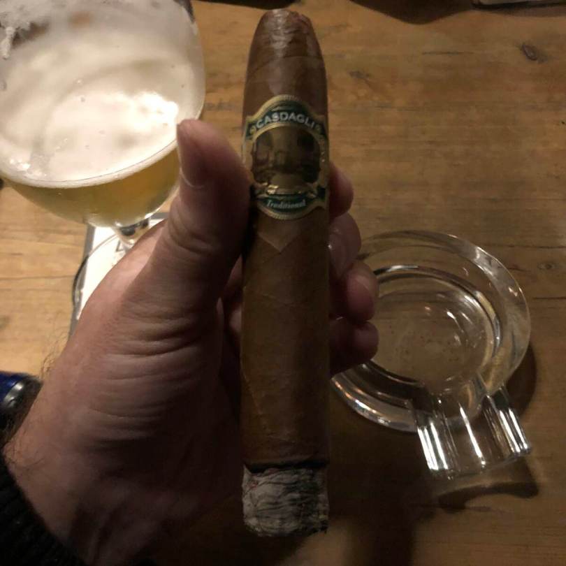 Casdagli Traditional Super Belicoso paired with Belgian beer.