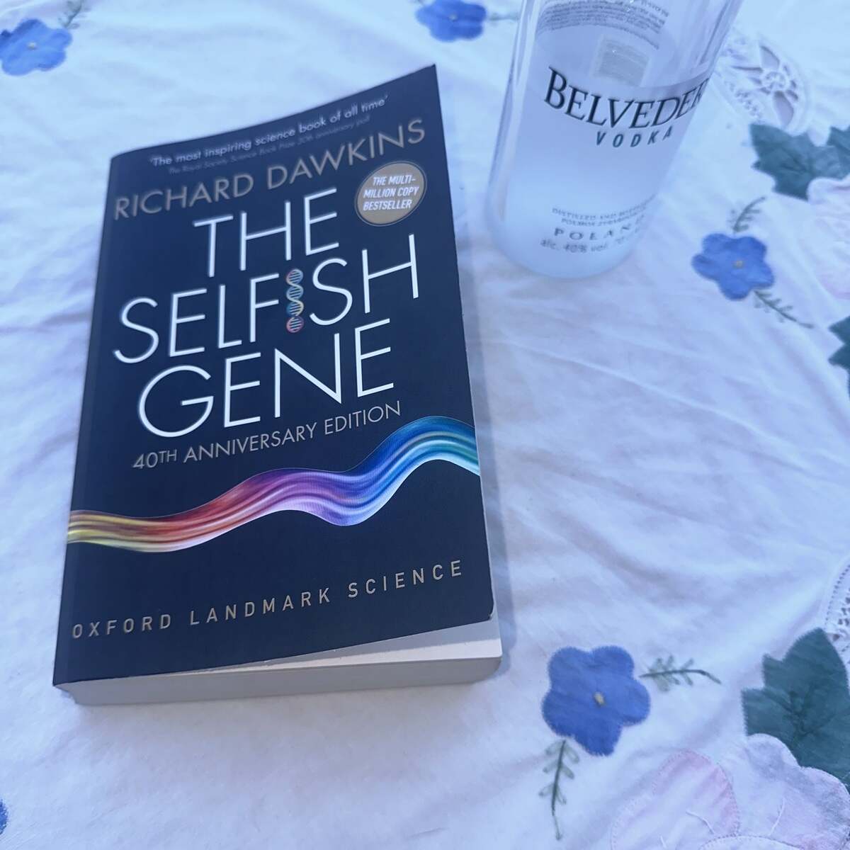 Notes and Quotes from Richard Dawkins' The Selfish Gene – Bored Absurdist, image size:1200x1200