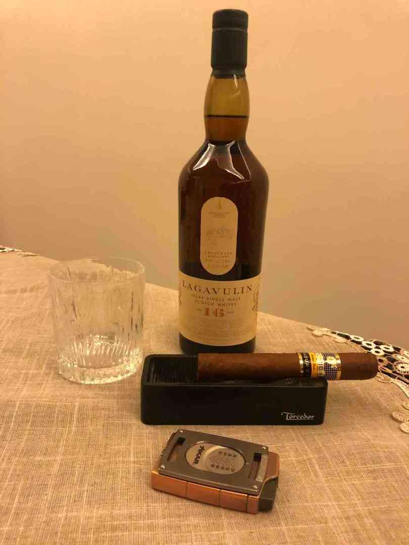 Whisky Review and Pairing: Lagavulin 16 paired with a Cohiba Cigar